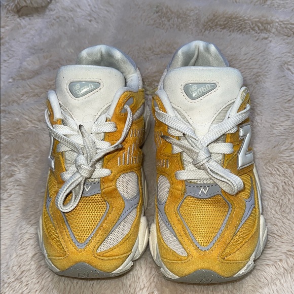 New Balance 9060 - Picture 1 of 9